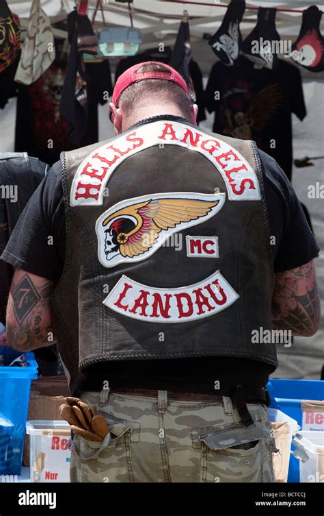 dating hells angels